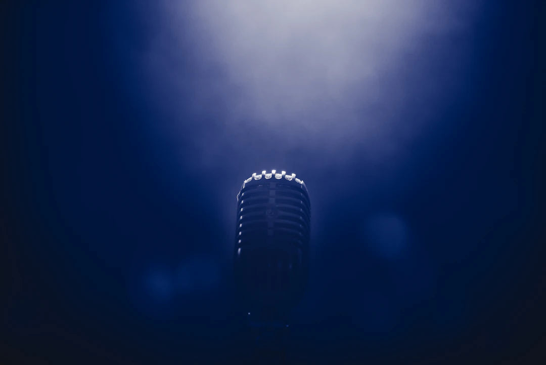Wireless Microphone Systems for Live Performance Reliability