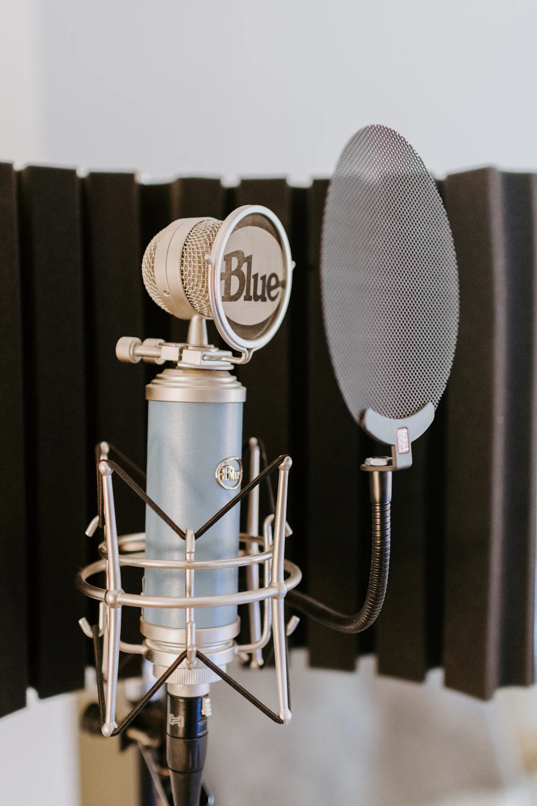 User Experiences Tackling Audio Interface Challenges