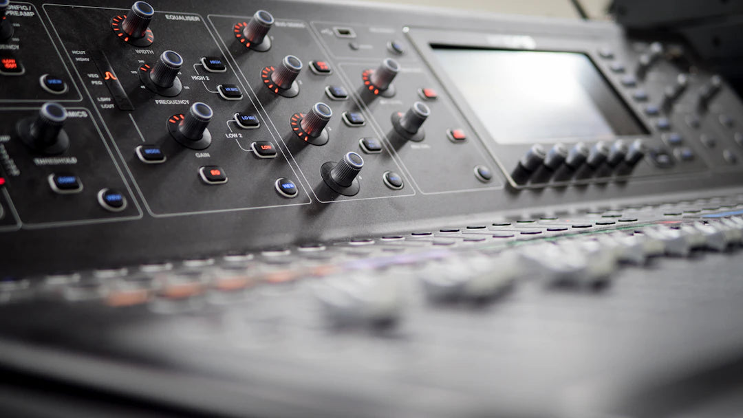 Compact PA Monitors for Musicians and Presenters