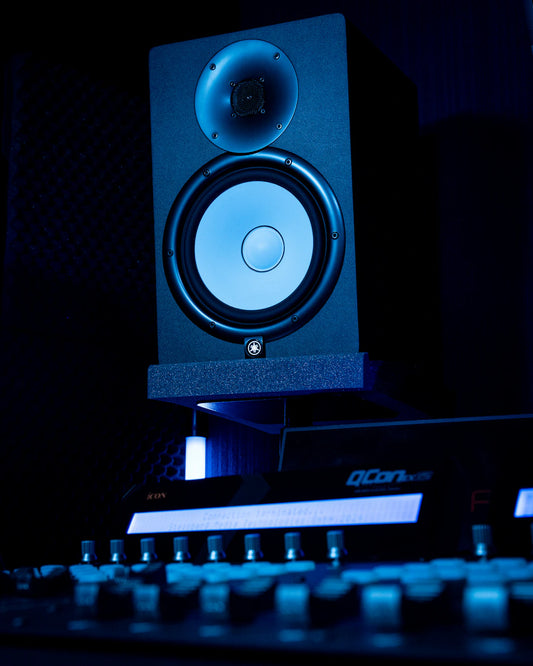 Elevate Your Guitar Sound with Speaker Emulators