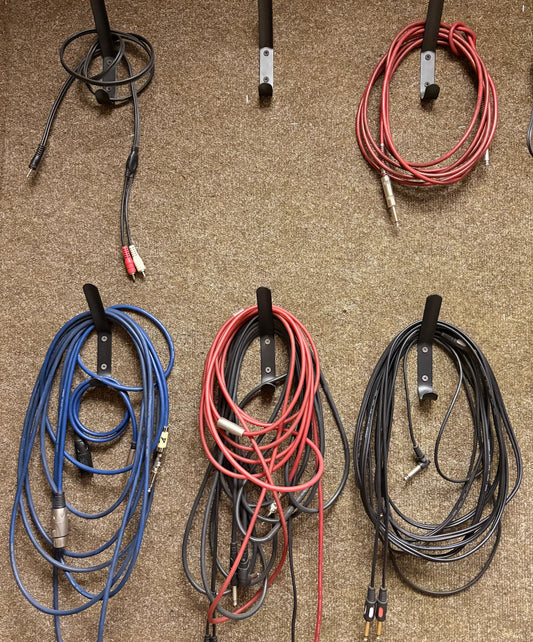 Microphone Cables That Ensure Clean Audio for Studios